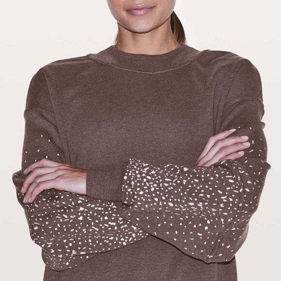 NWT New LULULEMON x SOULCYCLE Reflective To The Beat Sweatshirt Antique Bark 8 - Picture 4 of 6